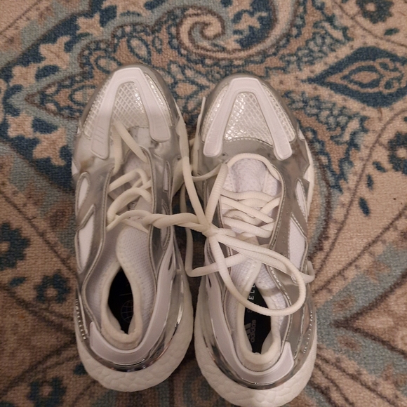 New Adidas by Stella McCartney Ultraboost 22 Sneakers - Picture 8 of 8